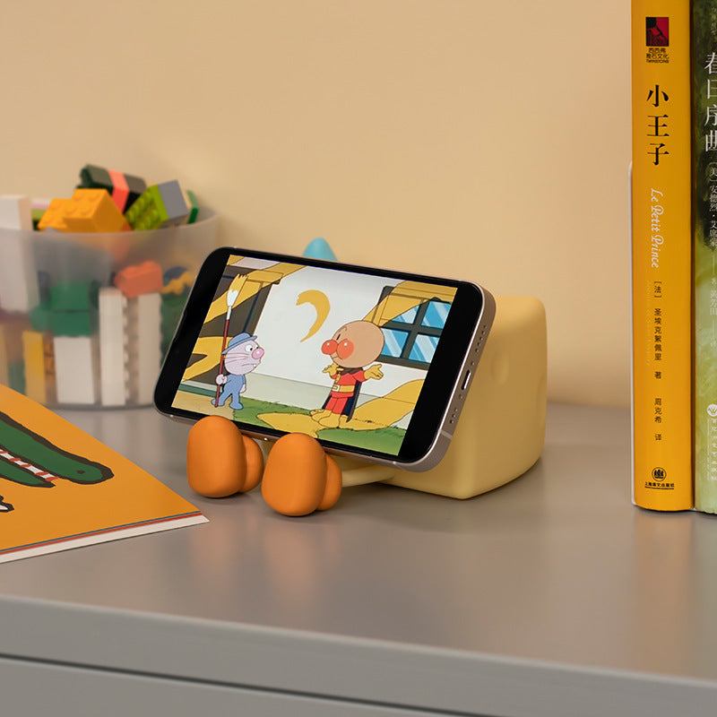 Cute cheese-shaped small silicone night lamp with built-in battery and clap light feature